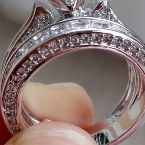 ❗️FINAL MARKDOWN❗️PRINCESS WEDDING SET - Picture 4 of 8